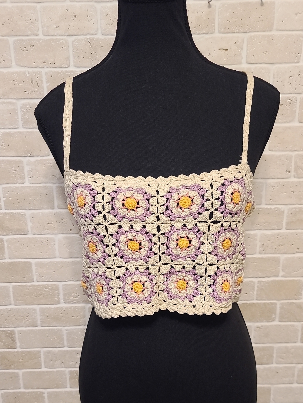 Zara Crochet Floral Crochet Crop Top in Cream, Lavender, Yellow (Sz M)